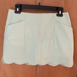 NWT Lilly Pulitzer Limeade Green & White Seersucker Striped Scalloped Skort sz 2
